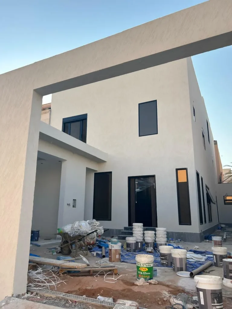 إعادة دهان واجهة فيلا في الدمام