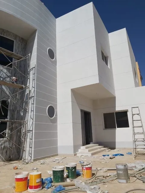ترميم-واجهة-منزل-حديث-الدمام ترميم واجهة منزل حديث في الدمام