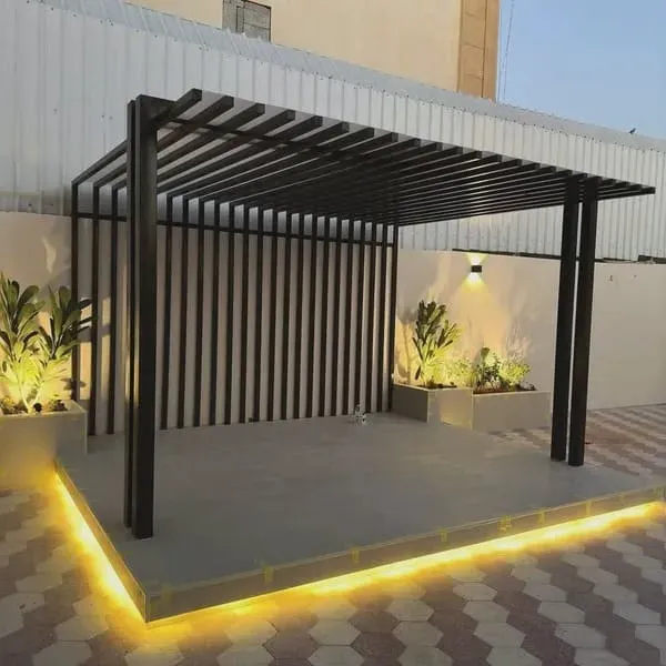 مظلات حديد قوية في الخبر